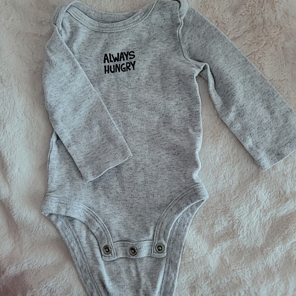 2 pieces Onesies - Picture 3 of 4